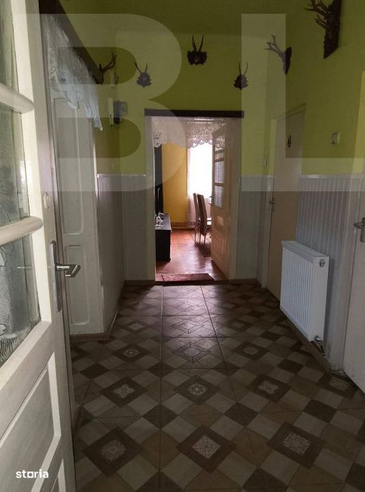 Vand casa la Nadrag zona linistita foarte aproape de centru