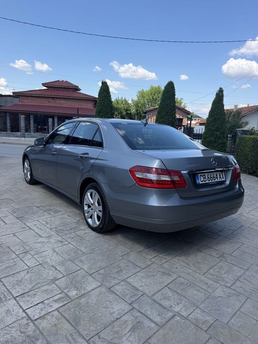 Mercedes E220,132ks,TOP