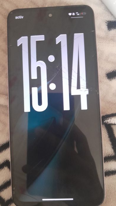 Redmi 13 с разбитым но рабочим экраном