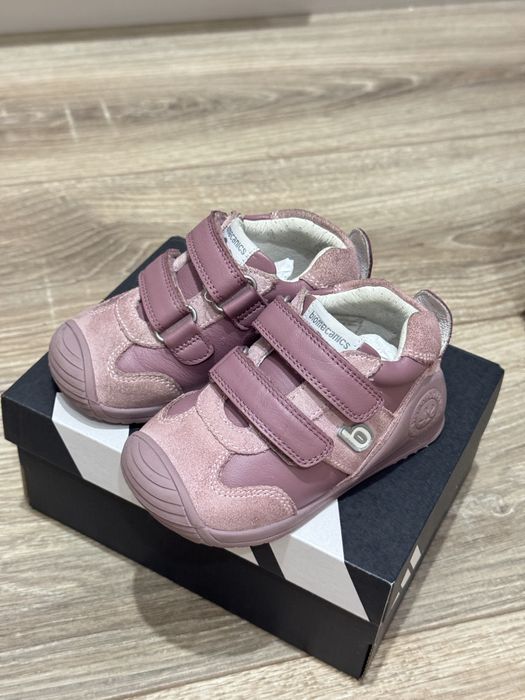 Ботинки biomecanics 22 размер