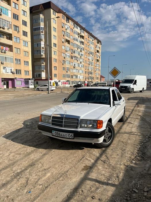 Мерседес 190 w 201