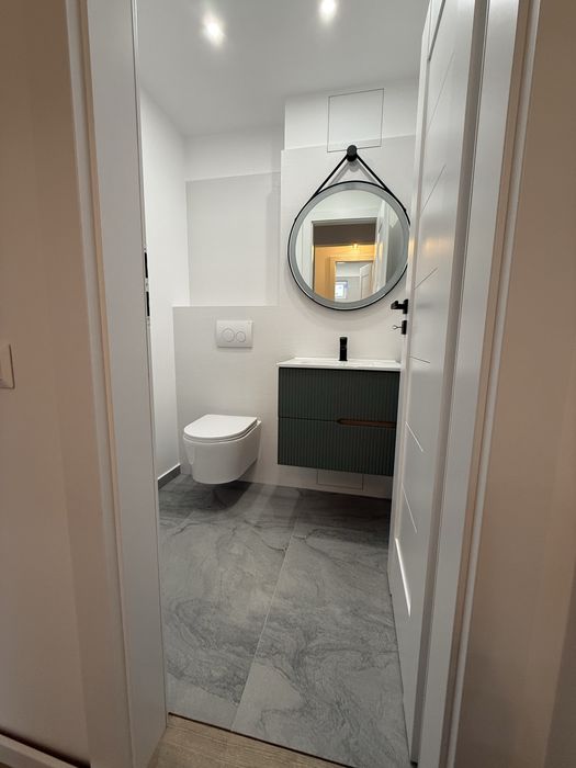Proprietar vand Apartament 3 camere etaj 1