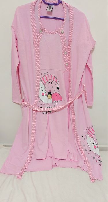 Haine pentru gravida si maternitate