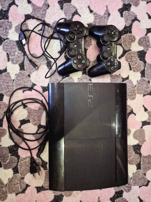 PS3 Super Slim + полный комплект + игры