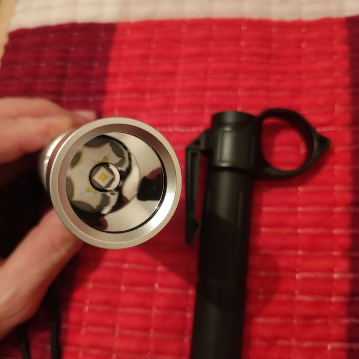 Универсальный фонарик