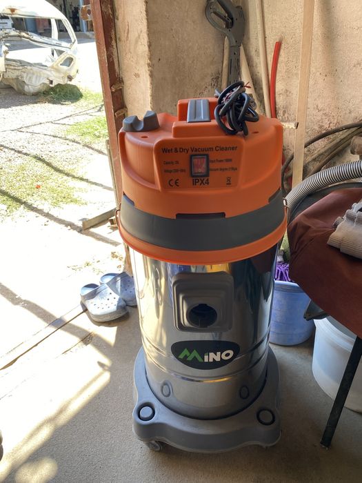 Продаётся карчер конпресор пелисос пенагенератор и все средство мойки