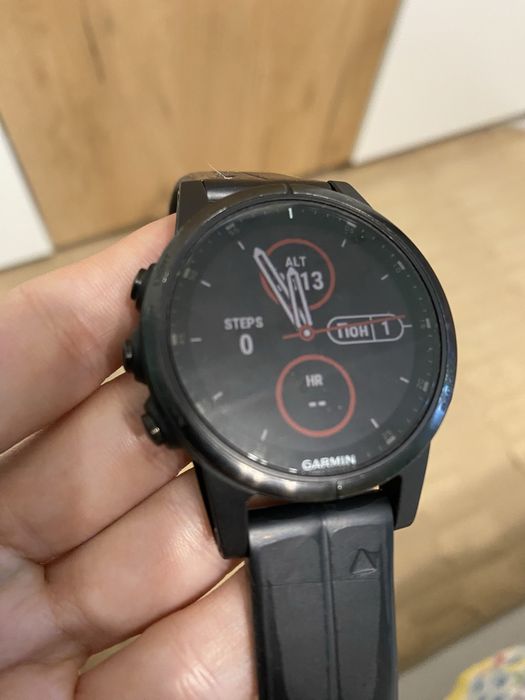 Продам Garmin Fenix 5s Plus