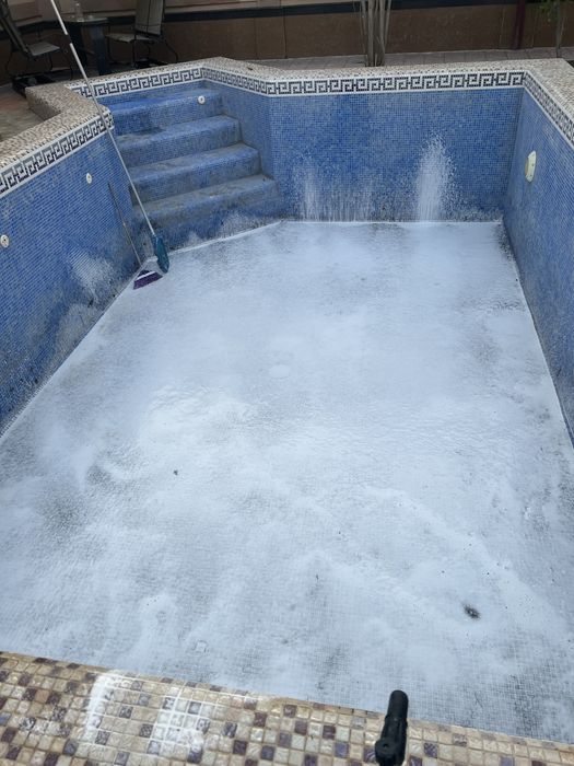 Мойка чистка брусчатки чистка бассейнов чистка цолколя придания блеск