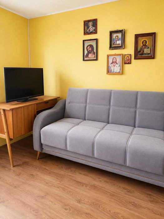 Apartament 3 camere, 69 mp, 2 băi, etaj 2/4 – zona centrală Boldești-Scăieni