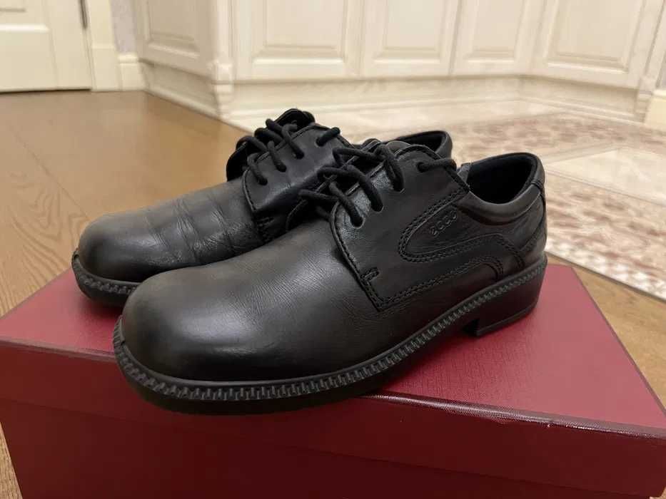 Школьные/Офисные ботинки Ecco 40 Размер