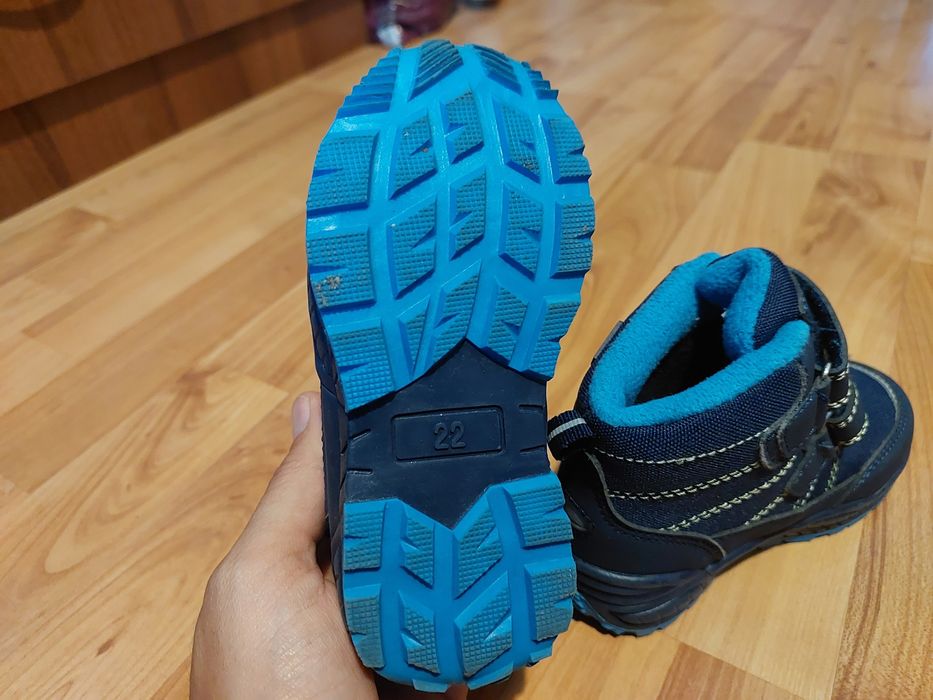 Детски обувки 22-26 номер