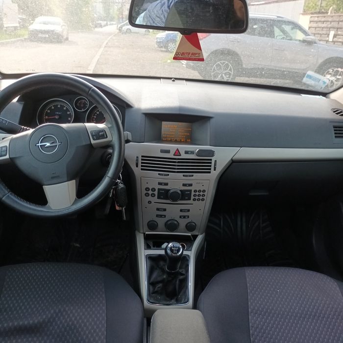 Vând Opel astra h  brek