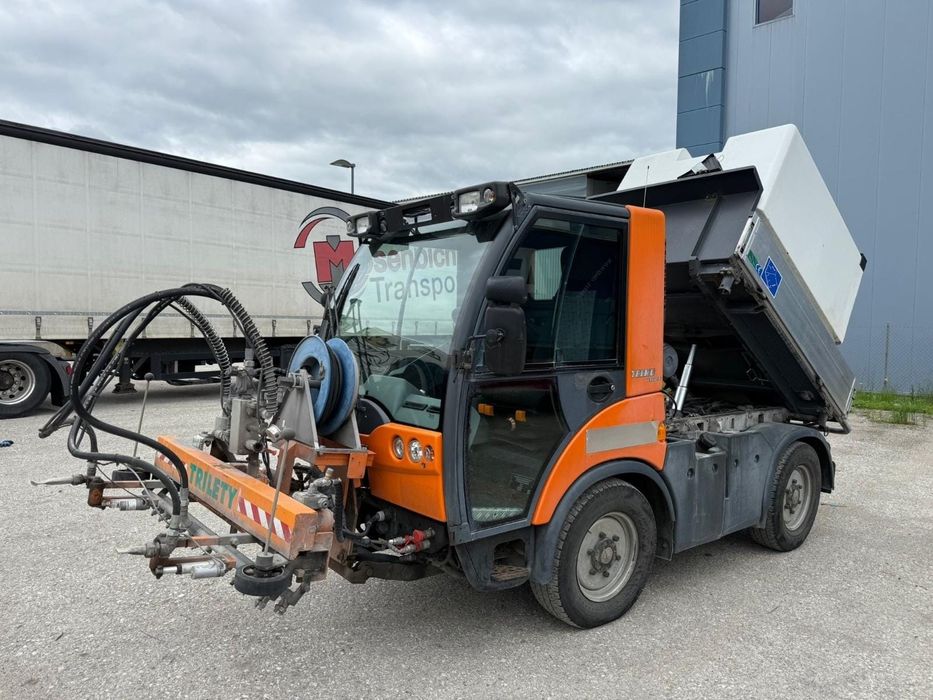 Maturatoare Stropitoare stradala 4×4  Bazin apa 2630 litri+ Karcher
