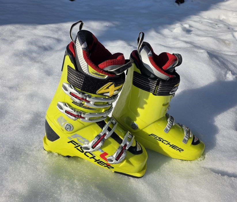 Schiuri și clăpari de CUPĂ MONDIALĂ.