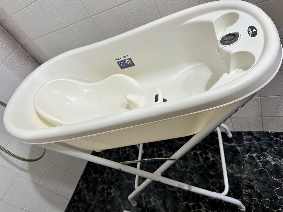 Вана със стойка Lorelli