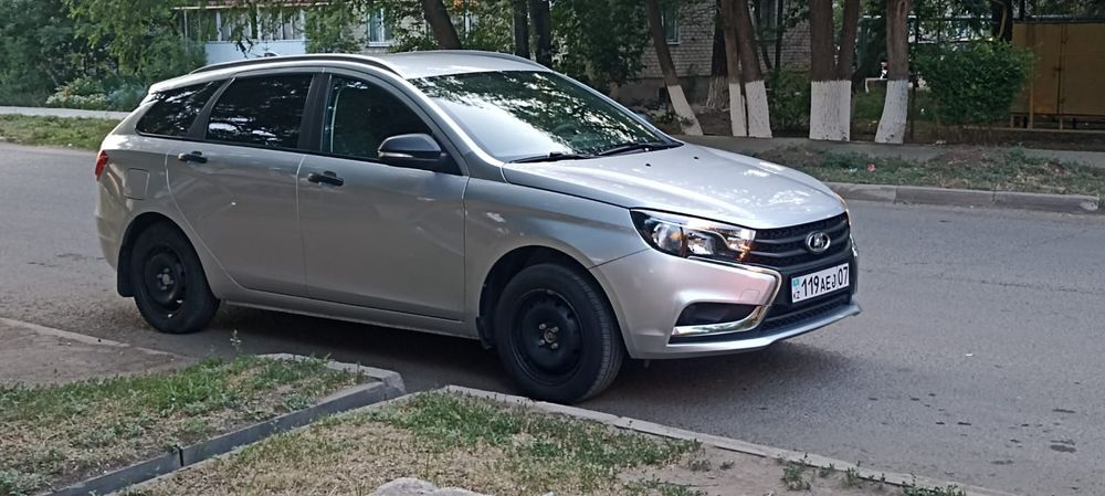 Веста СВ серебристый продам