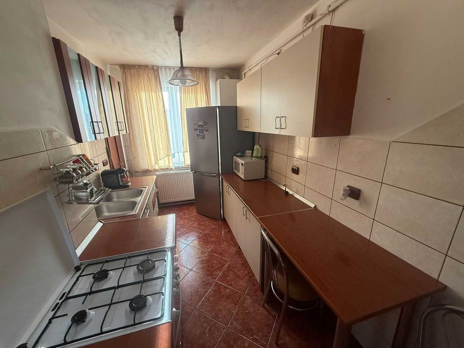 Închiriez apartament Copșa Mică str laborator bl 32