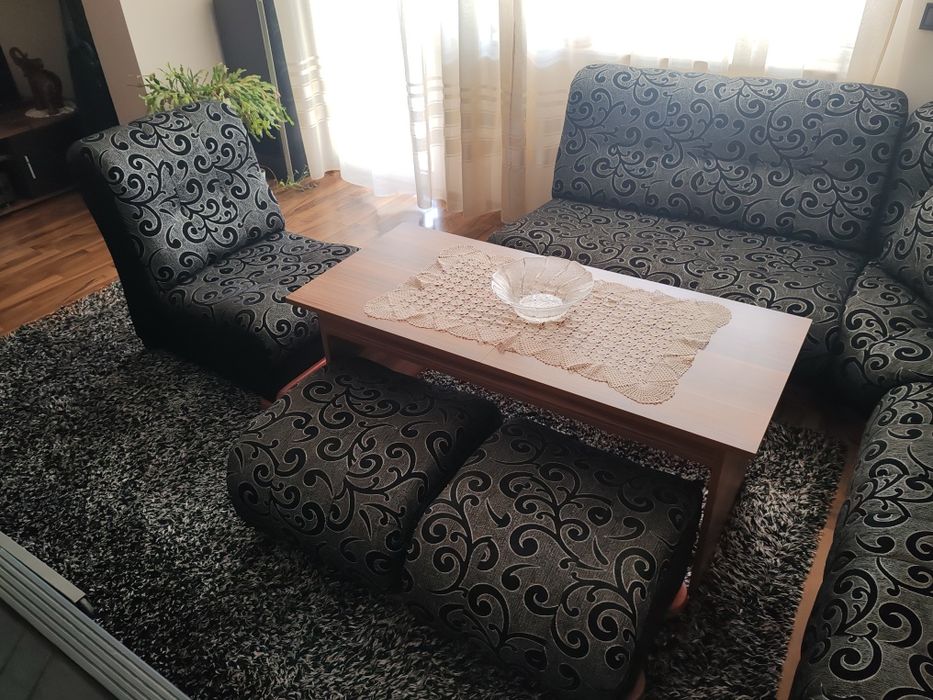 Ъглов диван за хол, фотьойл и две табуретки.