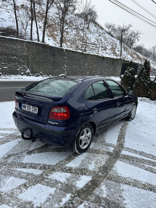 Vand renault megan 14 benzina in stare perfecta de functionare
