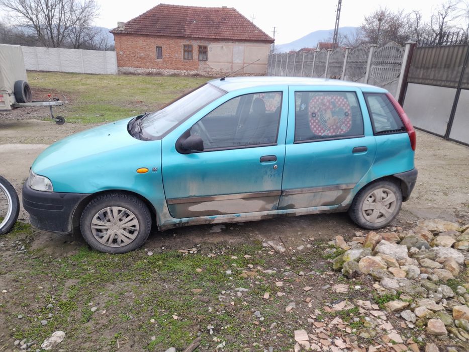 Vând  Fiat punto  1100cc sau schimb cu motocicleta
