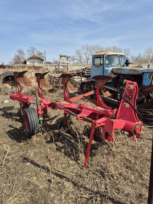 Продам плуг оборотный 3+1