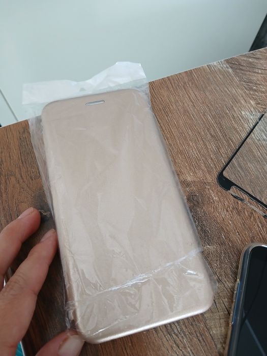 Продам чехол для телефона