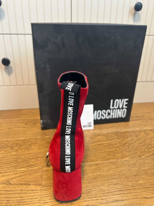 Love Moschino боти 38 номер