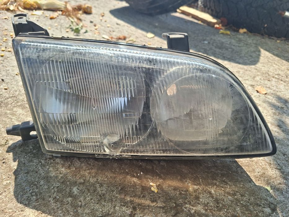 Десен Фар За Toyota Picnic 1996-2001 Година  Тойота Пикник