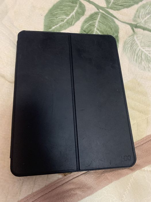 Продам iPad Pro (2022) m2