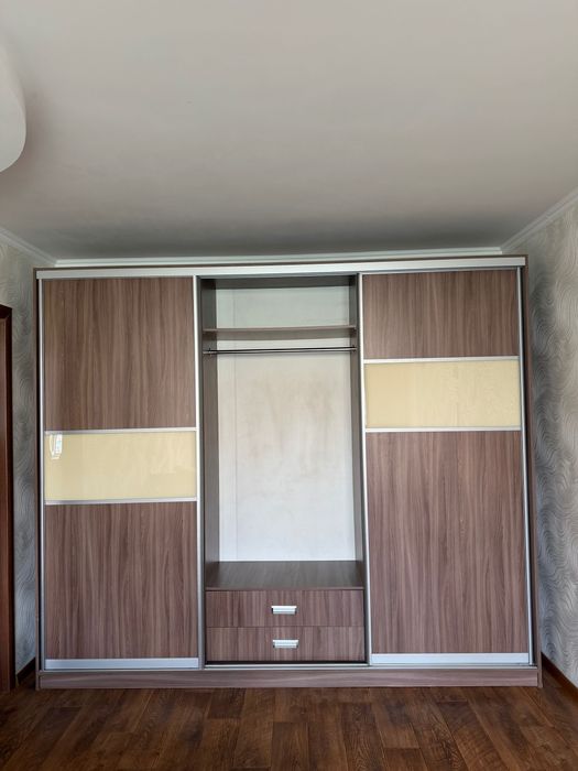 Шкаф купе в отличном состоянии.