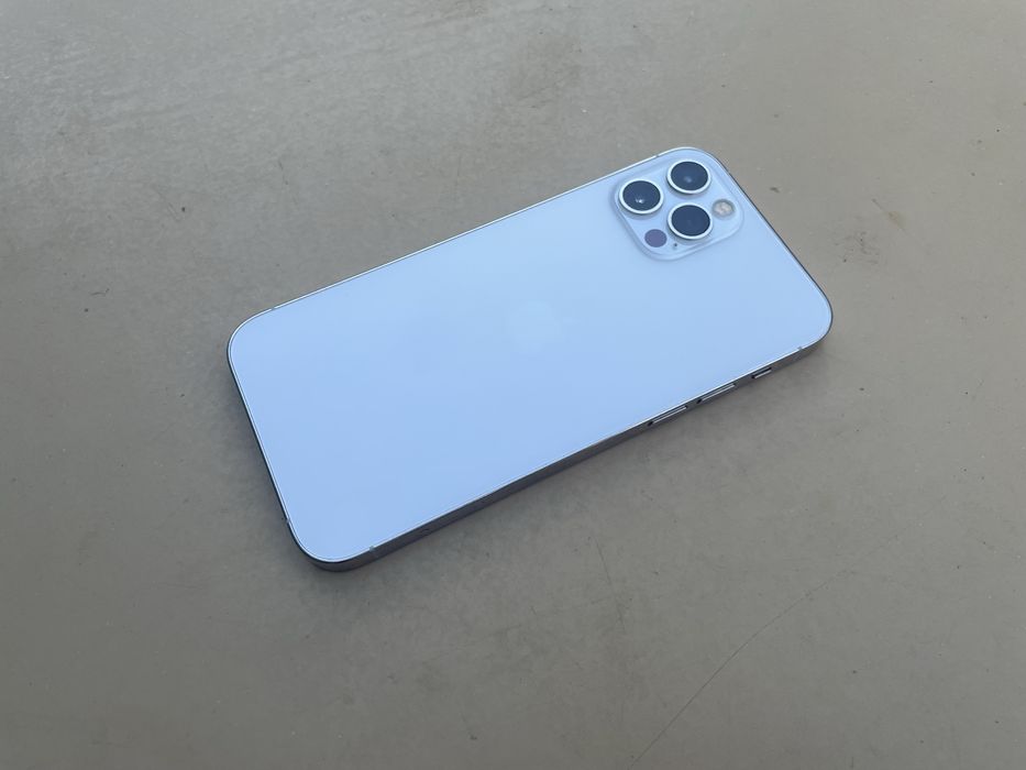 iPhone 12 Pro ••256GB•• //iOS 26.2// „Silver“