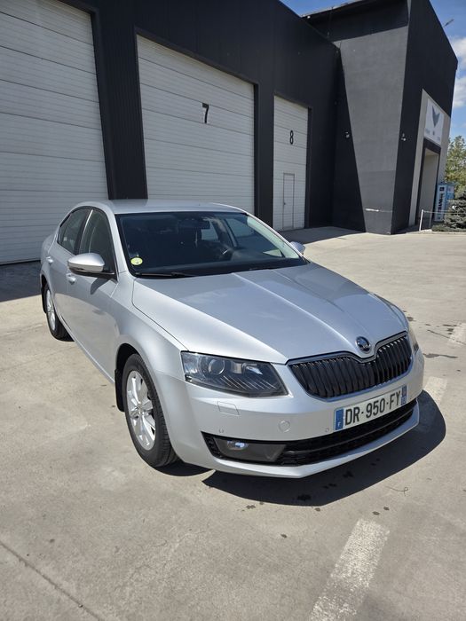 Vând Skoda Octavia 3 Full Extra