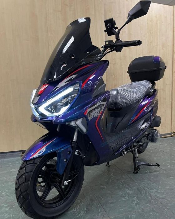 Продам новый скутер