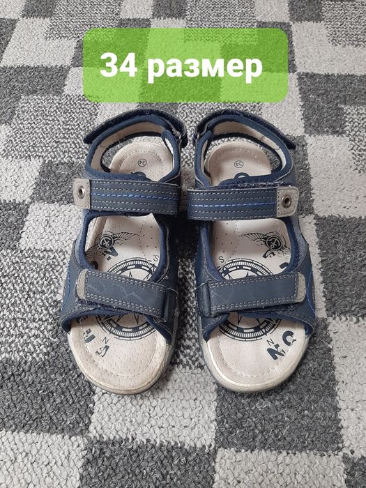 Босоножки, кроссовки для мальчика 34, 32 размеры