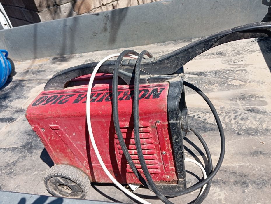 Сварични апарат сотилади