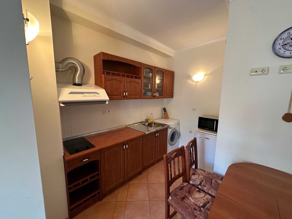 Продава се Двустаен апартамент в к.к. Елените - 56 кв.м за 1063 €/кв.м - Снимка #8