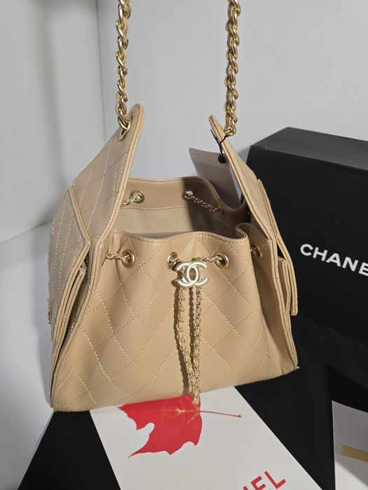 Налична чанта Chanel Hobo 25S  бежов