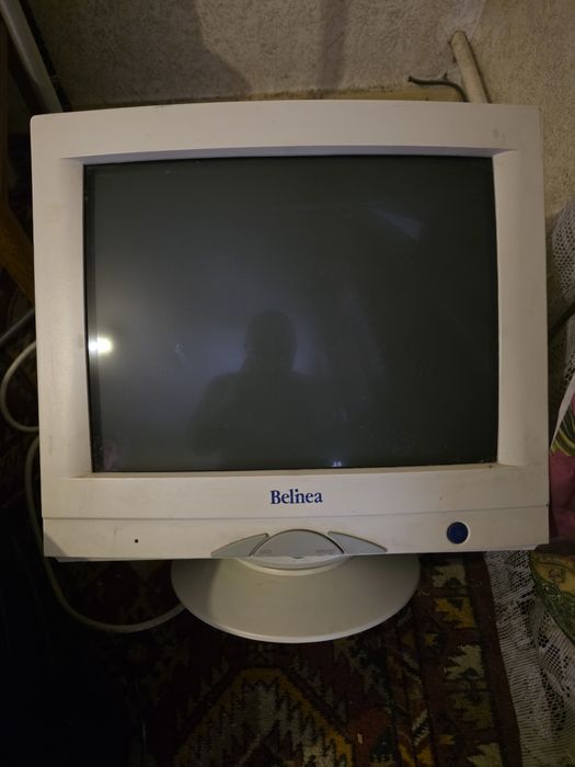Монитор CRT  Belinea