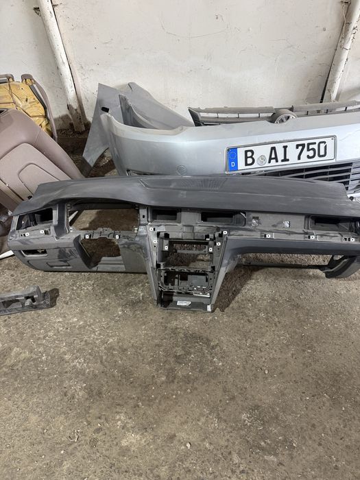 Арматурно табло vw passat b8 пасат б8