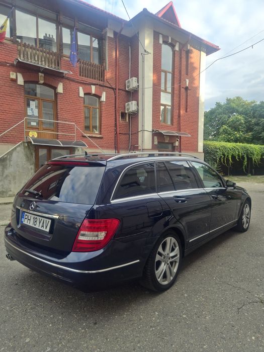 MERCEDES-BENZ C-Class 2012 — imagine 4