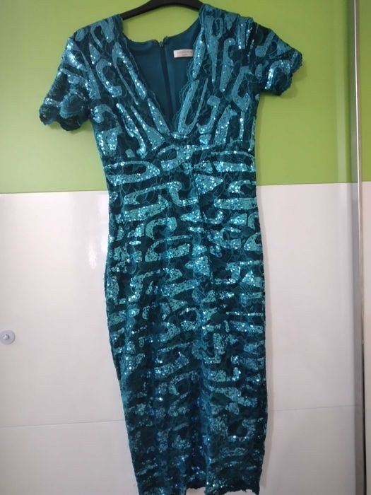 Rochie paiete marimea 38 transp gratuit