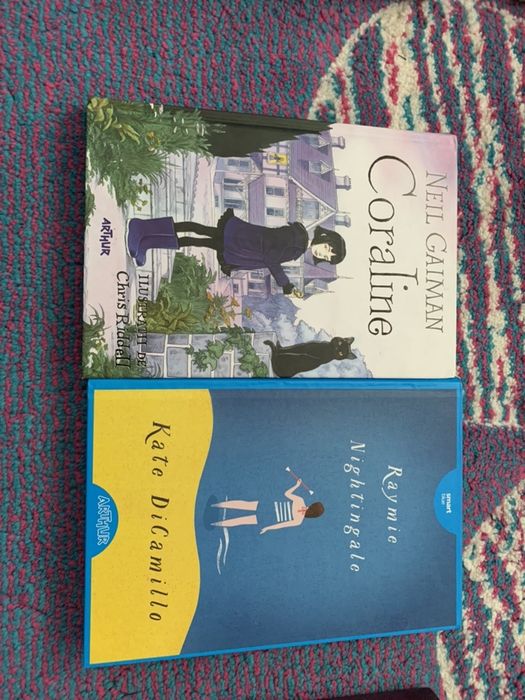 Carti si benzi desenate editura Arthur