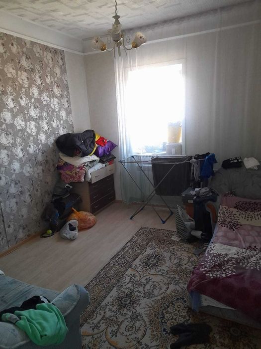 продам 2 комнатную квартиру