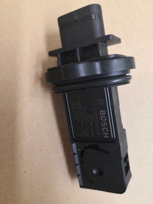 Оригинален Дебитомер Mass Air Flow Sensor за камион MAN