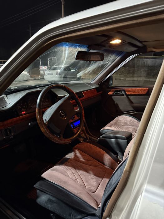 Продается Damler Benz 200