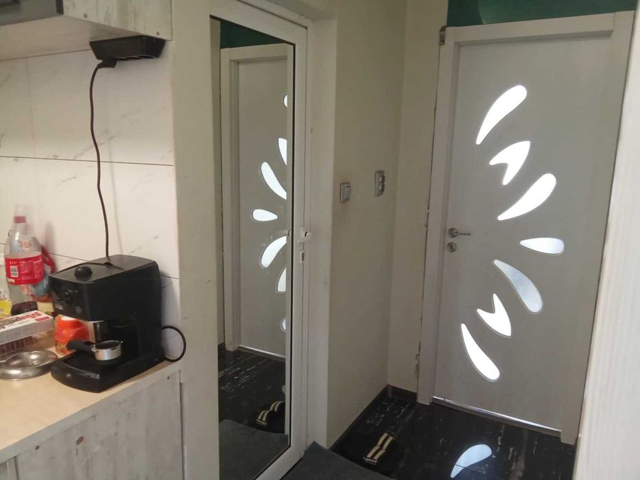 Продава се Едностаен апартамент в София, Люлин 7 - 44 кв.м за 2434 €/кв.м - Снимка #2