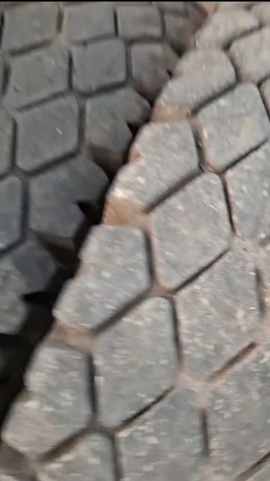 Продам шины на камаз