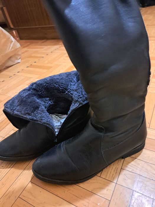 Продам зимние сапоги