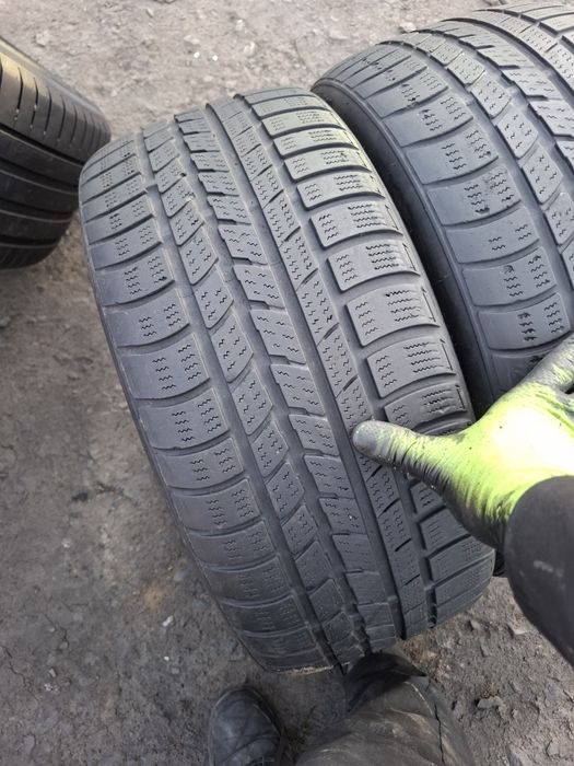 Vand 1 sau 2 anvelope 215 40 17 hankook m+s