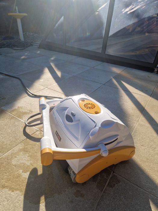 Vand robot piscina BWT D 300 AQUATRON